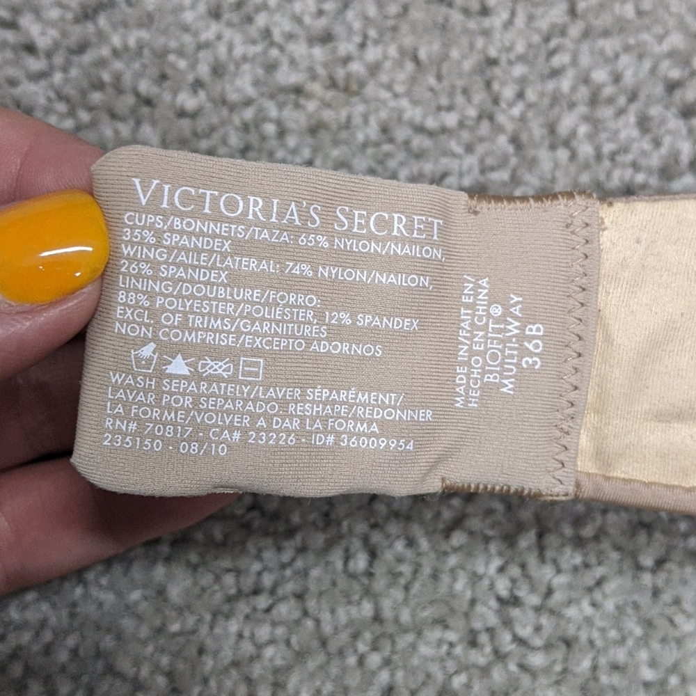 Victoria Secret Strapless Bra - Picture 3 of 5
